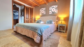 2 chambres, fer et planche Ă repasser, lit parapluie, Wi-Fi gratuit