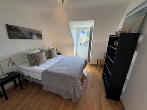 3 bedrooms, iron/ironing board, free WiFi -  Saint-Malo, Brittany, France the marine villa in Saint-Suliac  (Saint-Suliac)