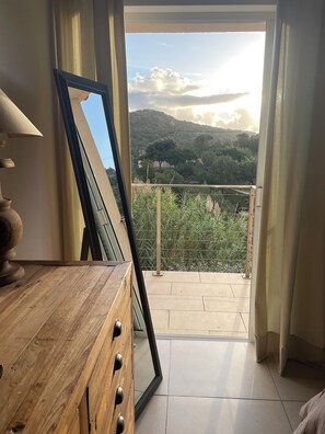 Interior - Superb luxury appartment in prime location (3min away from Palombbagia)  (Porto-Vecchio)