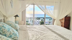 3 chambres, coffres-forts dans les chambres, bureau