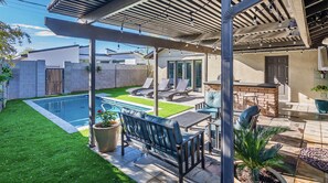 Pool - Recent remodel walk to Old Town w/ heated pool (Scottsdale)