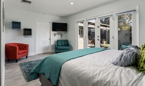 Room - Recent remodel walk to Old Town w/ heated pool (Scottsdale)