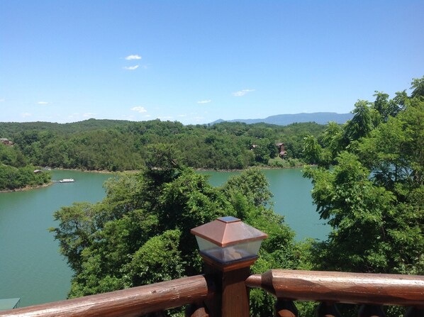 Property grounds - 1 Bedroom, Sleeps 2- On Douglas Lake (Sevierville)