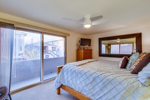 3 bedrooms, iron/ironing board, Internet, bed sheets