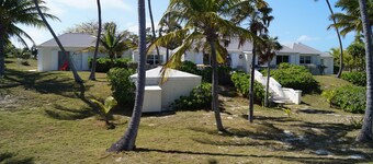 Private Estate Maison sur Gorgeous Beach Pink Sand, "Senza Nome"