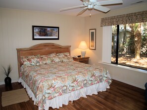 4 camere, ferro/asse da stiro, Wi-Fi gratuito, lenzuola