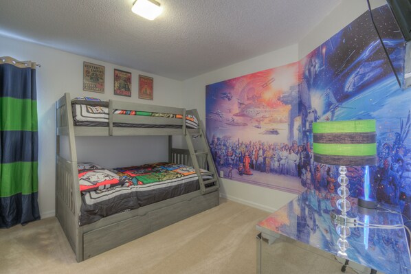7 bedrooms, in-room safe, iron/ironing board, travel cot