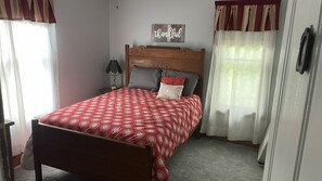 5 habitaciones, escritorio, wifi gratis y ropa de cama 