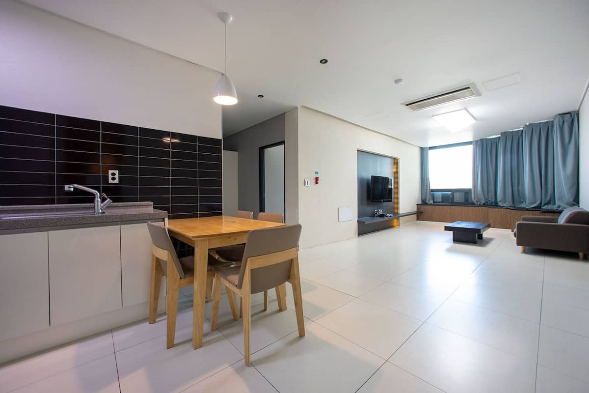 Condo, 2 Bedrooms (Extra person fee 10000 KRW upon C/I) | Living area | 42-inch flat-screen TV with cable channels, TV, heated floors