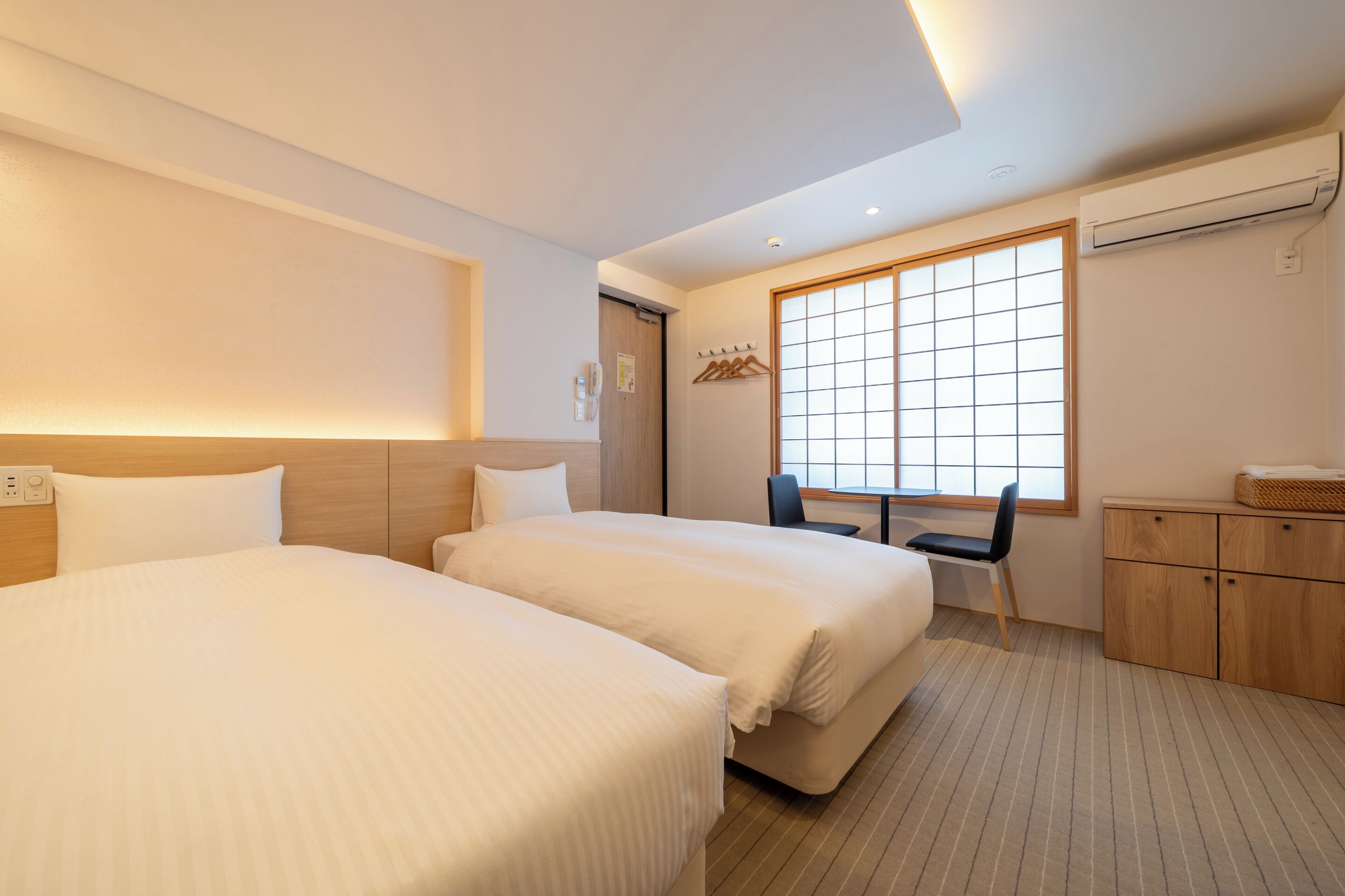 标准双床房 | 2 多间卧室、客房内保险箱、特色装修、特色家居