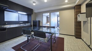 701 3Bedroom | Private kitchenette - & Will Accommodation (Osaka)