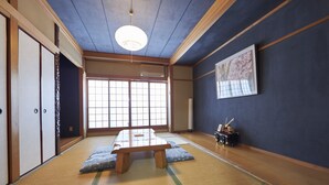 Five Room 801 - & Will Accommodation (Osaka)