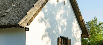 SEVEN PINES HOLIDAY HOUSE FOR HIDEAWAY