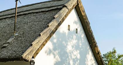 SEVEN PINES HOLIDAY HOUSE FOR HIDEAWAY