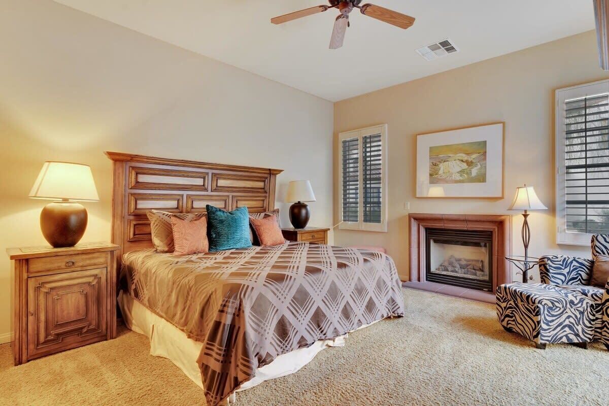 3 bedrooms, desk, iron/ironing board, WiFi