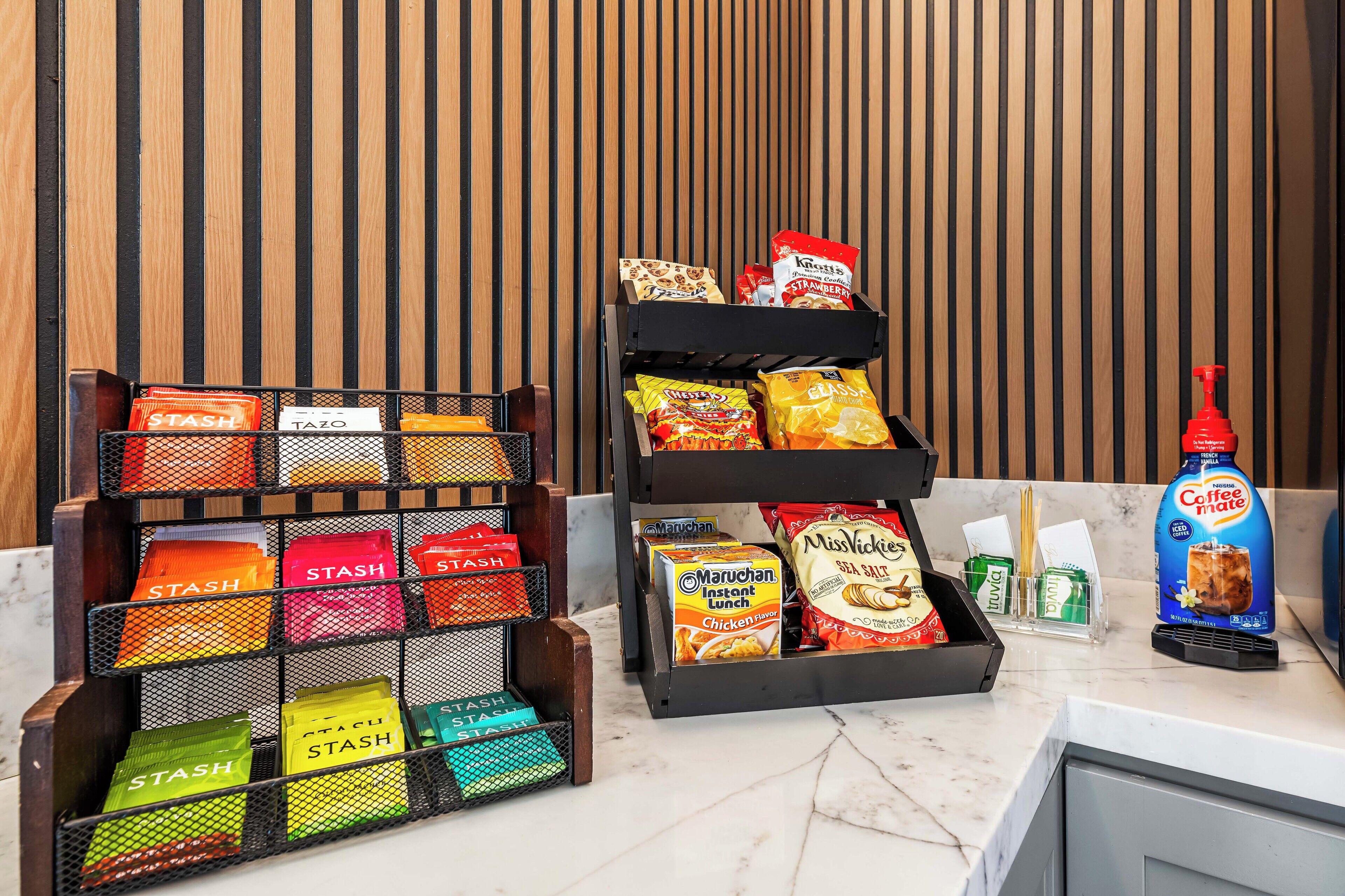 Desayuno de cocina local (USD 13 por persona) 