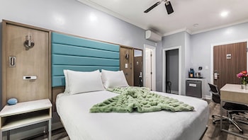 Greenleaf Hotel Long Beach Convention Center