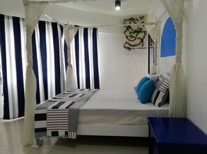Departamento, 3 habitaciones, para no fumadores | 3 habitaciones, escritorio y tabla de planchar con plancha 