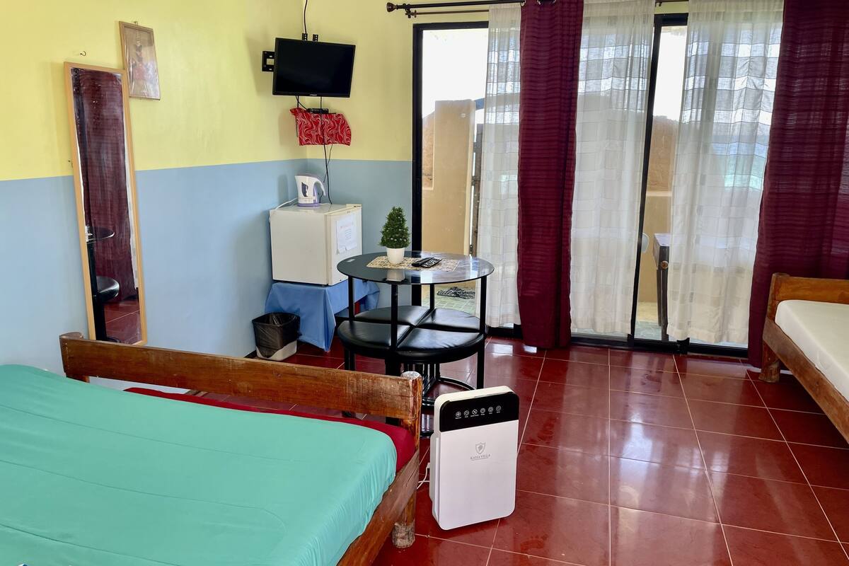 room, sea view | 1 bedroom, desk, free wifi, bed sheets