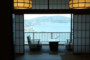 Japanese-style rooms in the New Building | Free minibar, in-room safe, free WiFi, bed sheets - Ginrinsou (Otaru)