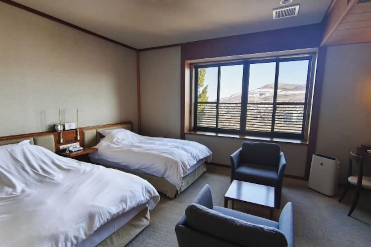 Twin Room-Main Building