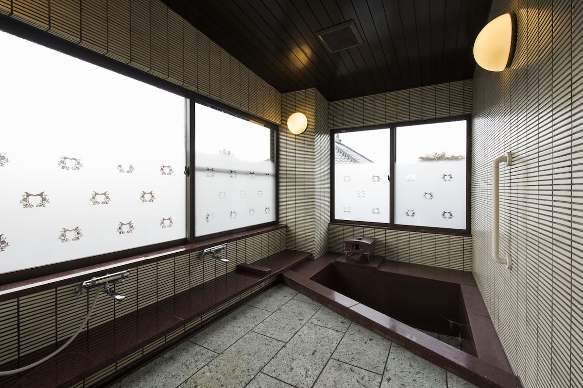 Japanese-style room in the Main Building “Ginrei” | Bathroom