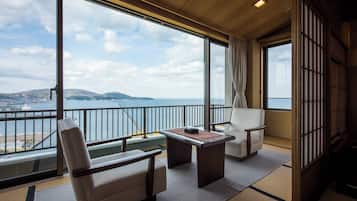 Habitación tradicional (Japanese Style, in the New Building) | Vista a la playa o el mar