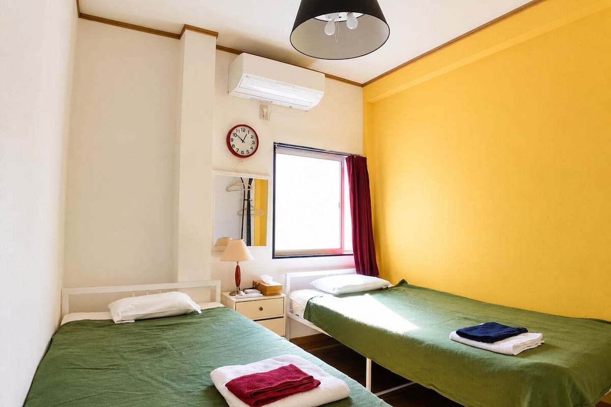 Twin-Bed Room, free breakfast private rooms, Non Smoking | WiFi (free), bed sheets