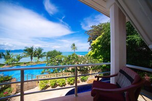 4-Bedroom Villa with Private Pool | Uitzicht vanaf balkon