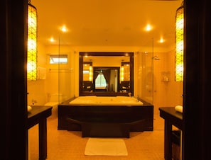4-Bedroom Villa with Private Pool | Bathroom | Combined shower/tub, deep soaking tub, free toiletries, hair dryer