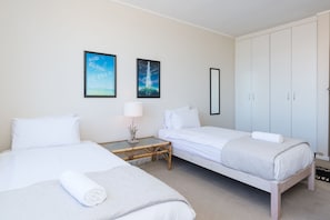 Appartement « Premier », 2 chambres, non-fumeurs, vue montagne | 2 chambres, bureau, fer et planche à repasser, lits bébé (en supplément)