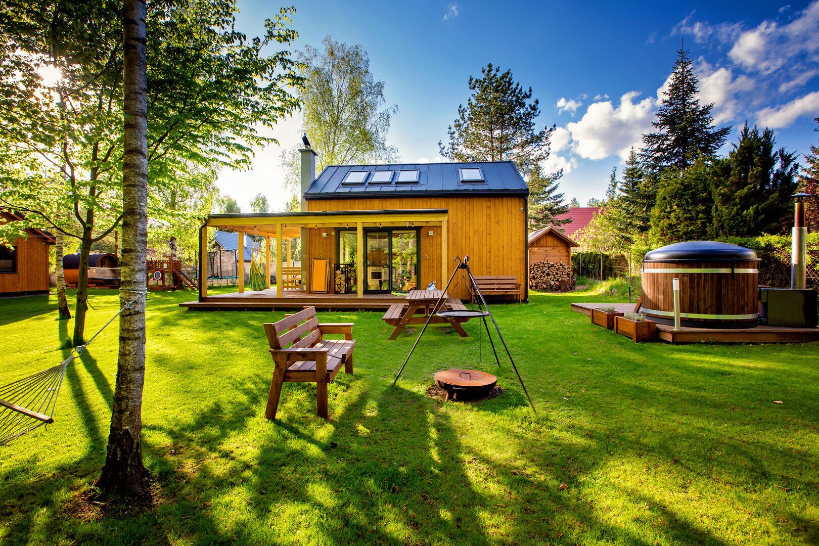 Vista frontal de la propiedad