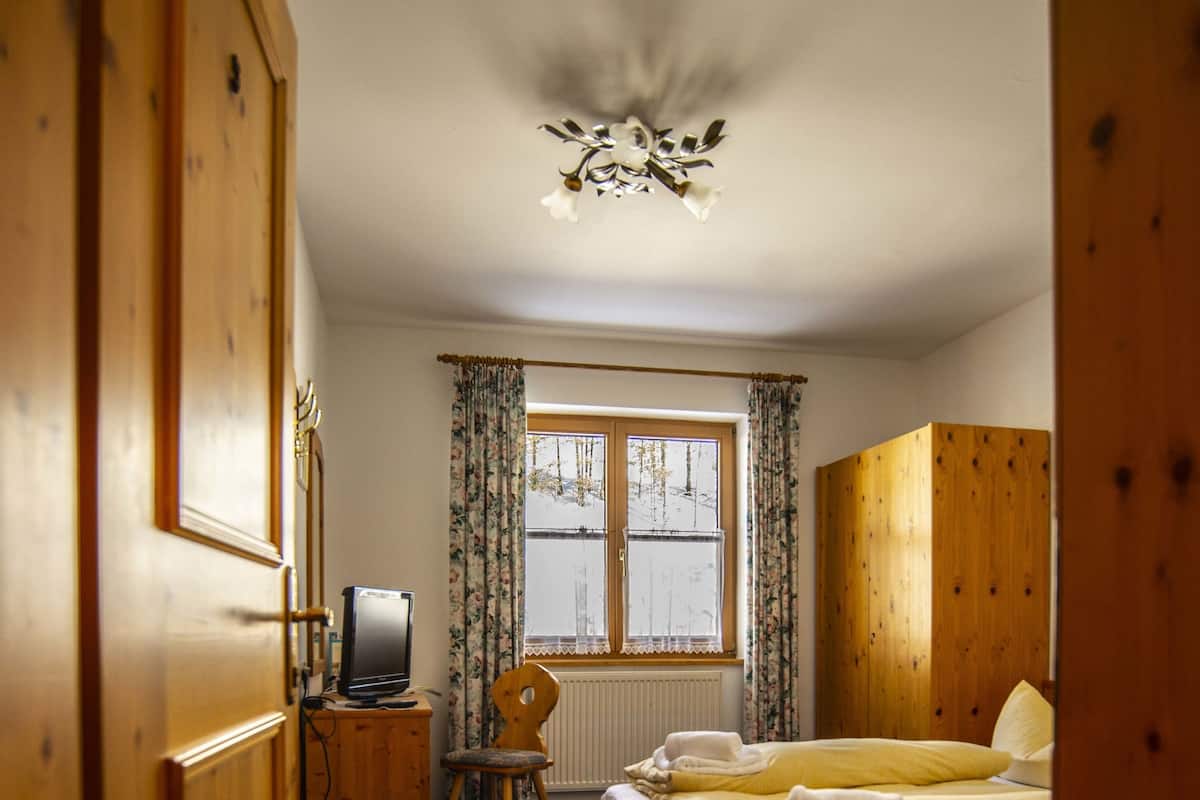 Basic Double Room, Mountain View | In-room safe, desk, free cots/infant beds, free WiFi
