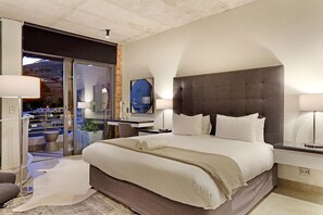 1 bedroom, desk, iron/ironing board, free WiFi - Metropolis 1108 - Adults Only (Cape Town)