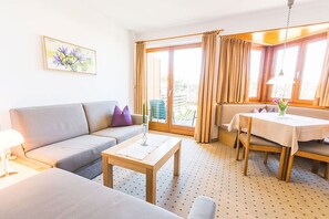 ทีวีจอแบน