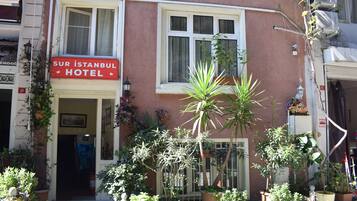 Overnatningsstedets facade