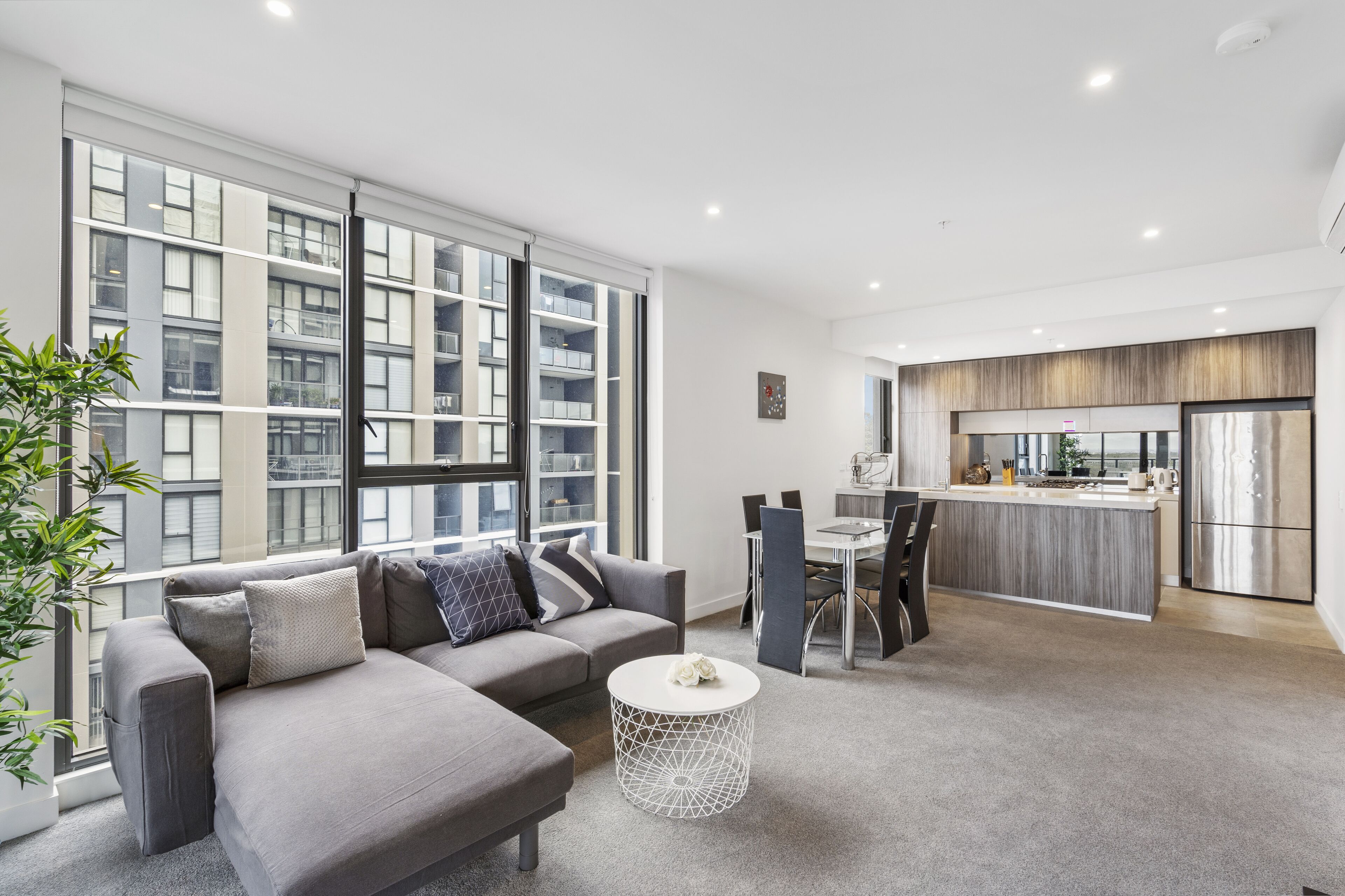 New *2 BR + Studio* On-station Panoramic City View