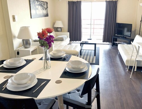 Spacious Apartment - 5-7 minute walk to Shinkansen and Shin-Kobe Subway Station