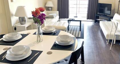 Spacious Apartment - 5-7 minute walk to Shinkansen and Shin-Kobe Subway Station