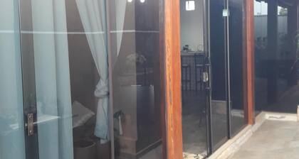 Paradise Holiday House