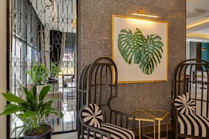 Interior - Point Inn (Batumi)