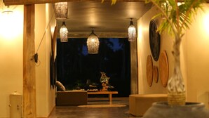 Lobby sitting area - Wirdana Resort & Spa (Boossa)