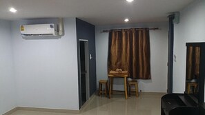 Interior - 9G Room (Bangkok)