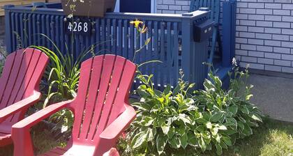 Niagara Falls entire bungalow is minutes away from all the adventure and fun