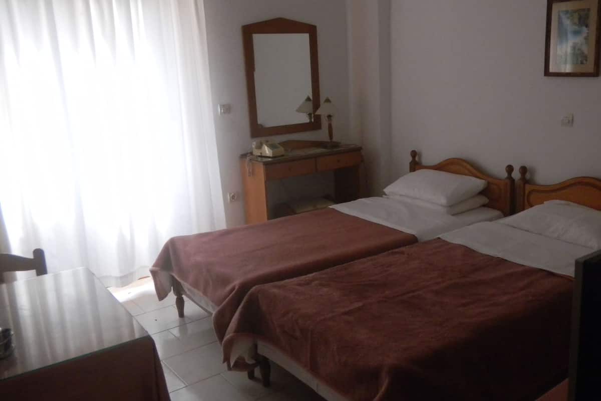 Economy Studio | In-room safe, blackout curtains, free WiFi, bed sheets