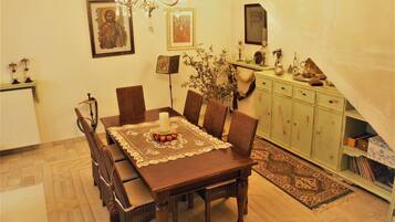 In-room dining