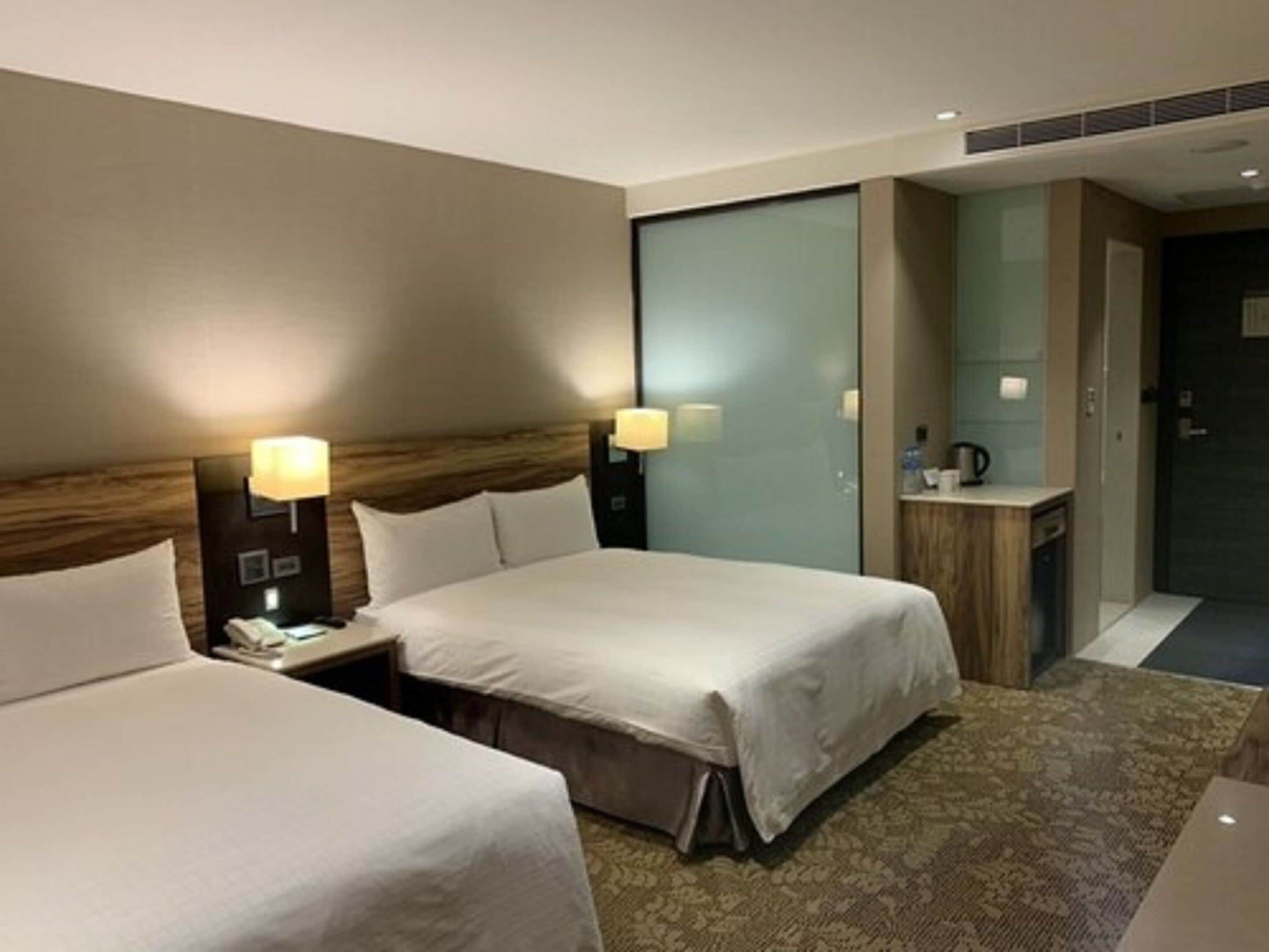 standard double room, non smoking | desk, blackout curtains, free wifi, bed sheets