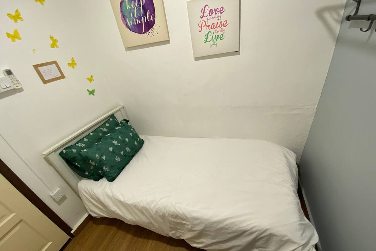 Soundproofing, iron/ironing board, free WiFi