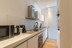 Fridge, oven, dishwasher, coffee/tea maker - Cala Loft by Wonderful Italy (Palermo)