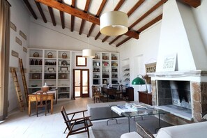 Télévision à écran plat